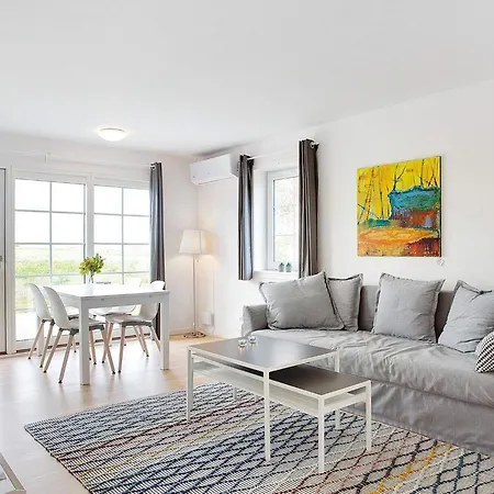 Elegant Island Hideaway In Semesterbostad Laeso